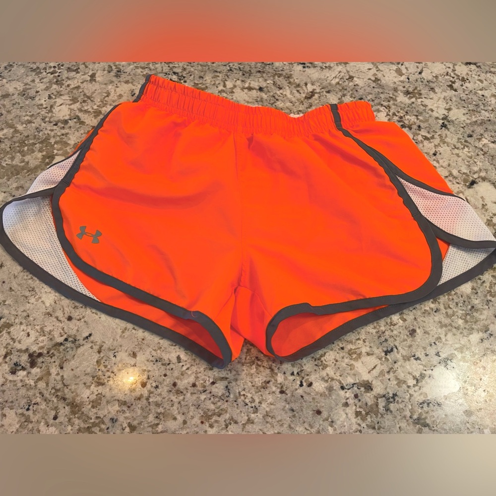 Under Armour Heat Gear Performance Athletic Shorts